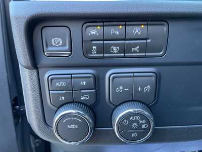 2026 Chevrolet Suburban, $76020. Photo 5