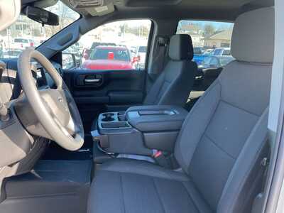 2026 Chevrolet 1500 Crew Cab, $54748. Photo 3