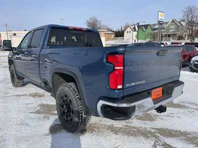 2026 Chevrolet 2500 Crew Cab, $86525. Photo 12