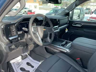 2026 Chevrolet 2500 Crew Cab, $86525. Photo 4