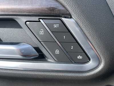 2026 Chevrolet 2500 Crew Cab, $86525. Photo 5