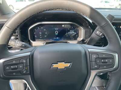2026 Chevrolet 2500 Crew Cab, $86525. Photo 8