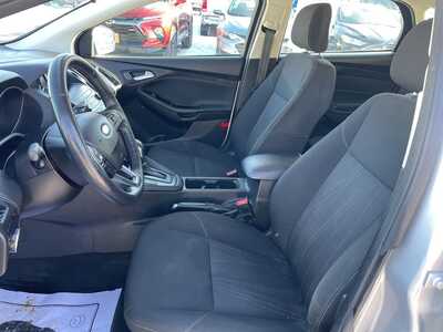 2018 Ford Focus, $9499. Photo 3