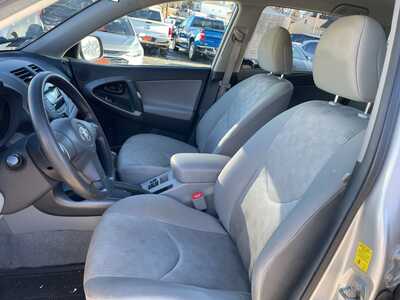 2009 Toyota RAV4, $5626. Photo 3