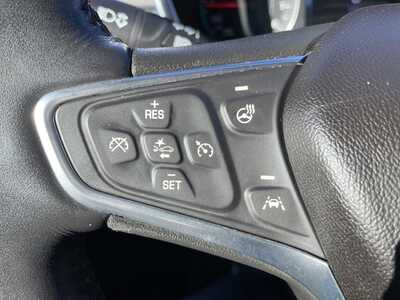 2018 Chevrolet Equinox, $13883. Photo 6