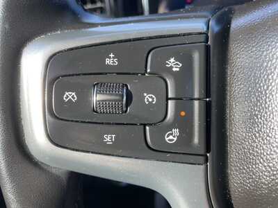 2024 Chevrolet 1500 Crew Cab, $37898. Photo 6