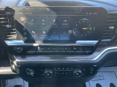 2024 Chevrolet 1500 Crew Cab, $37898. Photo 8