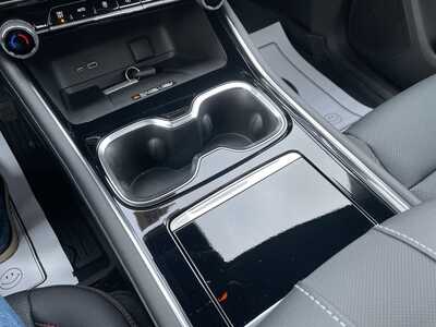 2026 Chevrolet Traverse, $52912. Photo 10