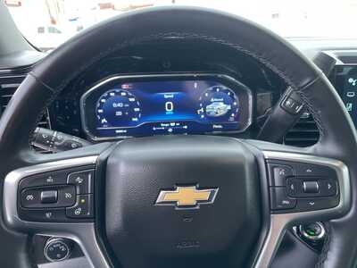 2025 Chevrolet 1500 Crew Cab, $44977. Photo 7