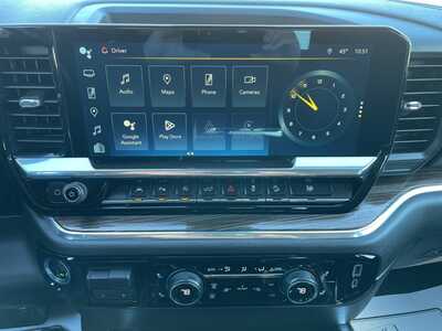 2023 Chevrolet 1500 Crew Cab, $40964. Photo 10