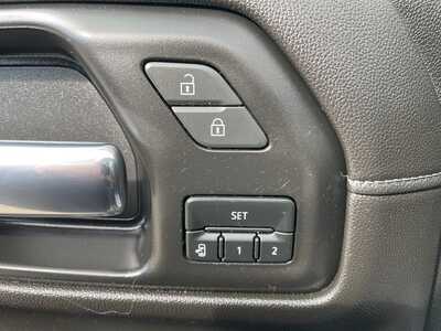 2021 Chevrolet 1500 Crew Cab, $39895. Photo 5
