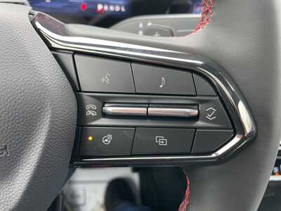 2026 Chevrolet Traverse, $58820. Photo 8