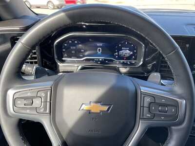 2024 Chevrolet 1500 Crew Cab, $45903. Photo 7