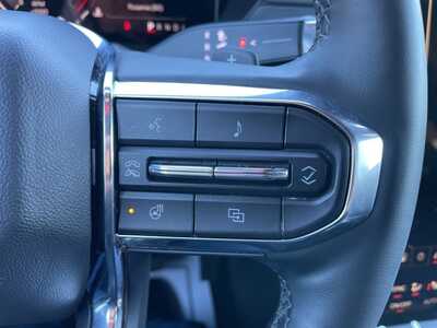 2025 GMC Acadia, $38526. Photo 8