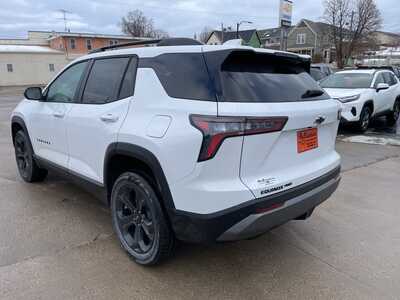 2026 Chevrolet Equinox, $35890. Photo 11