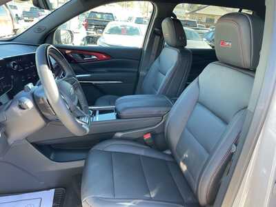 2026 Chevrolet Traverse, $54030. Photo 3