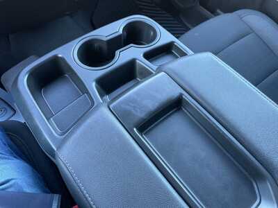 2025 Chevrolet 1500 Crew Cab, $42935. Photo 9