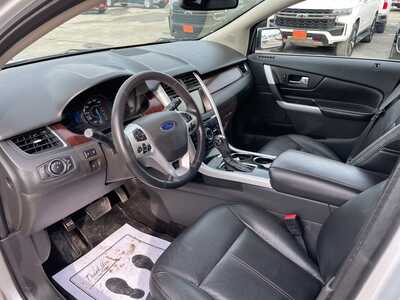 2014 Ford Edge, $9998. Photo 4