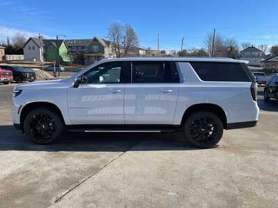 2026 Chevrolet Suburban, $93900. Photo 2