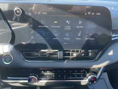 2026 Chevrolet Equinox, $38545. Photo 8