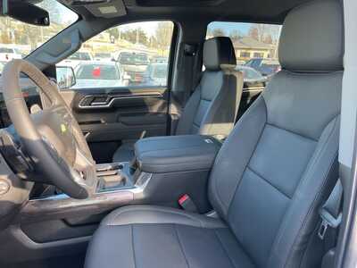 2026 Chevrolet 1500 Crew Cab, $69655. Photo 3