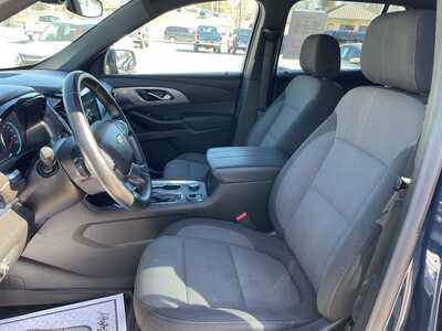 2023 Chevrolet Traverse, $27988. Photo 3