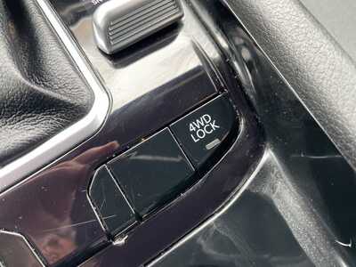 2025 Jeep Compass, $25179. Photo 10