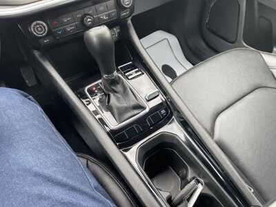 2025 Jeep Compass, $25179. Photo 9