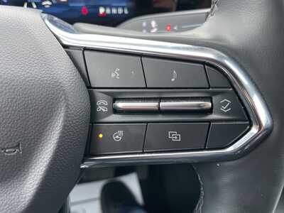 2025 Chevrolet Equinox, $24854. Photo 6