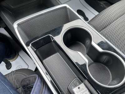 2025 Chevrolet Equinox, $24854. Photo 9