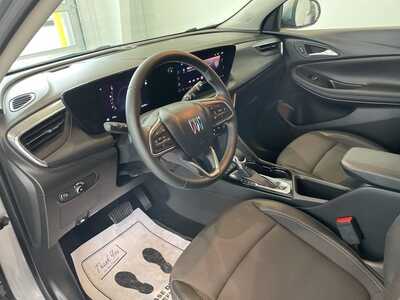 2025 Buick Encore GX, $21999. Photo 9