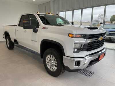 2026 Chevrolet 3500 Ext Cab, $74760. Photo 8