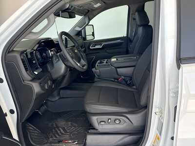 2026 Chevrolet 3500 Crew Cab, $68765. Photo 8