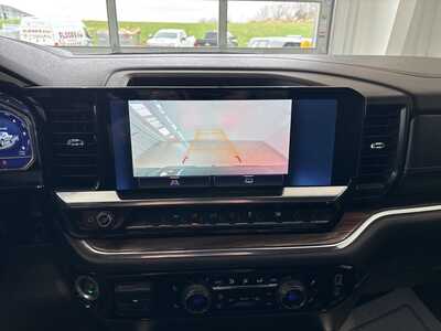 2023 Chevrolet 1500 Crew Cab, $44542. Photo 11