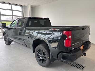 2023 Chevrolet 1500 Crew Cab, $44542. Photo 2