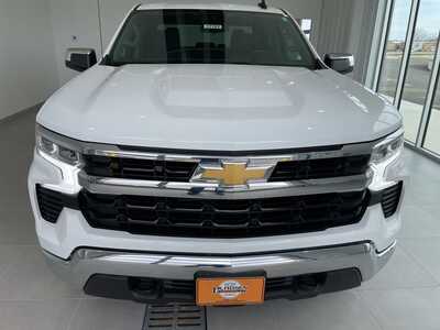 2024 Chevrolet 1500 Crew Cab, $39899. Photo 8