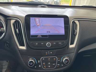 2024 Chevrolet Malibu, $19988. Photo 11