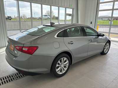 2024 Chevrolet Malibu, $19988. Photo 5