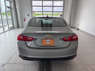 2024 Chevrolet Malibu, $19368. Photo 3