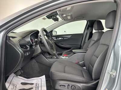 2024 Chevrolet Malibu, $19368. Photo 8
