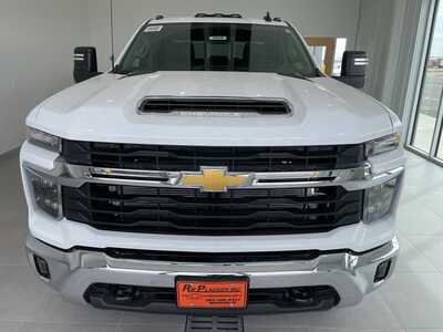 2026 Chevrolet 2500 Crew Cab, $76260. Photo 8