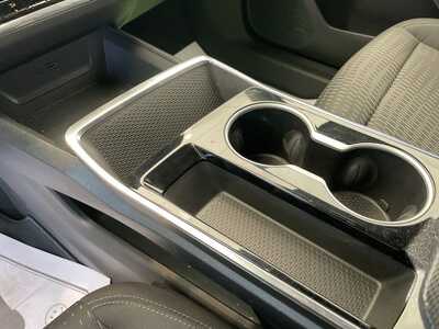 2025 Chevrolet Equinox, $29299. Photo 11