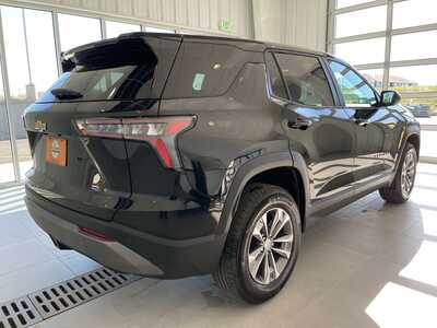 2025 Chevrolet Equinox, $29299. Photo 5