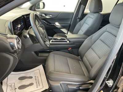 2025 Chevrolet Equinox, $29299. Photo 8