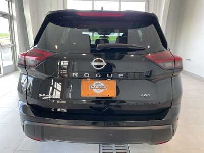 2025 Nissan Rogue, $23521. Photo 3