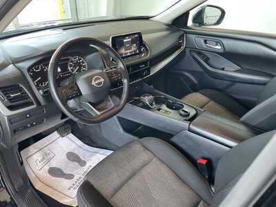 2025 Nissan Rogue, $23521. Photo 9