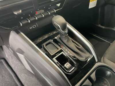 2026 Chevrolet Colorado Crew Cab, $39190. Photo 9