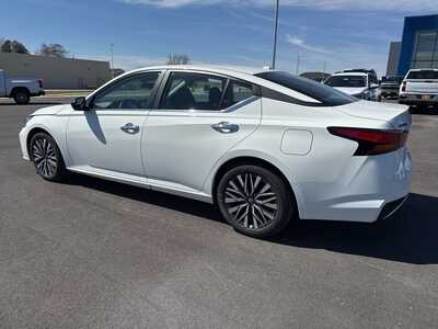 2025 Nissan Altima, $21899. Photo 6
