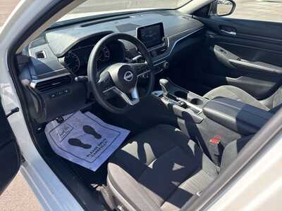 2025 Nissan Altima, $21899. Photo 7