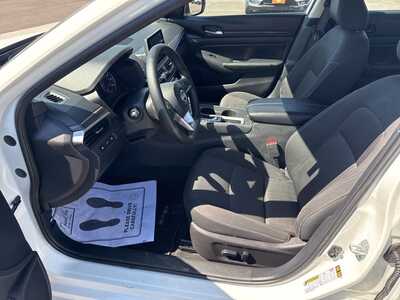 2025 Nissan Altima, $21899. Photo 8
